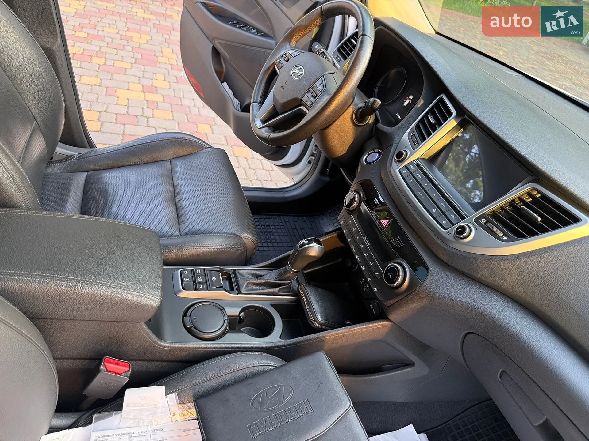 Hyundai Tucson 2017 VIN TMAJ381ADHJ393183 фото оголошення 44 з 68