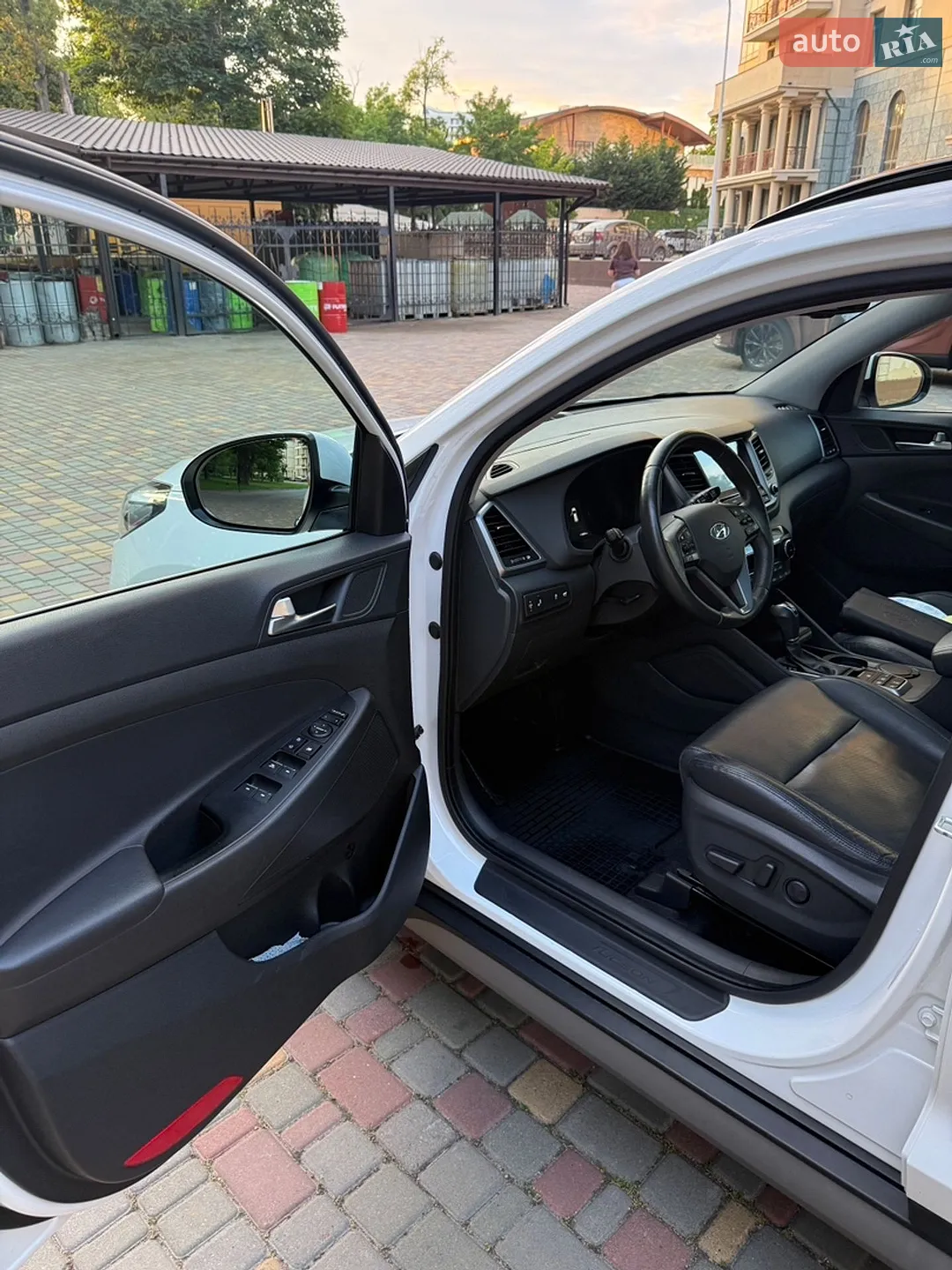 Hyundai Tucson 2017 VIN TMAJ381ADHJ393183 фото оголошення 46 з 68