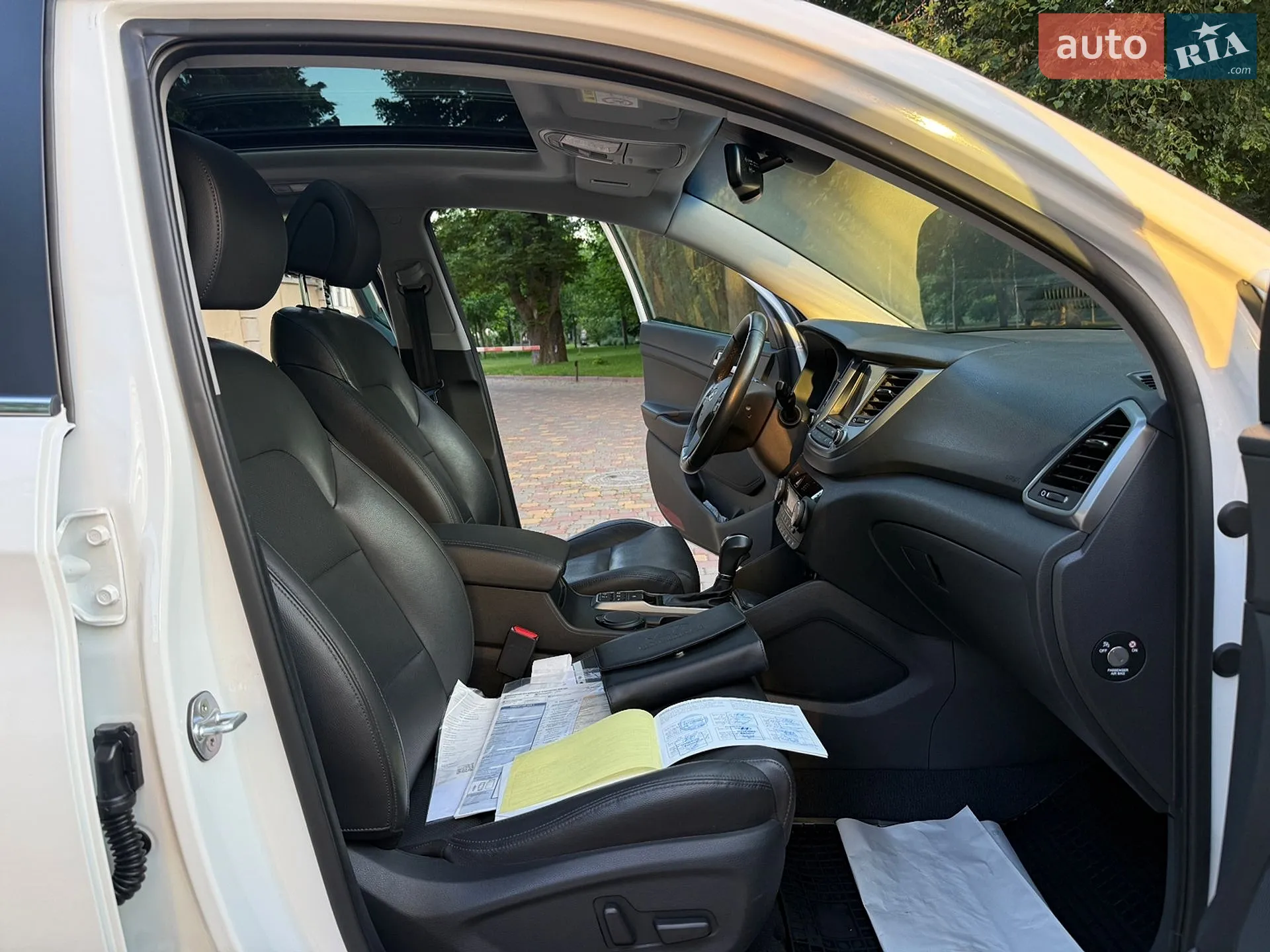 Hyundai Tucson 2017 VIN TMAJ381ADHJ393183 фото оголошення 32 з 68