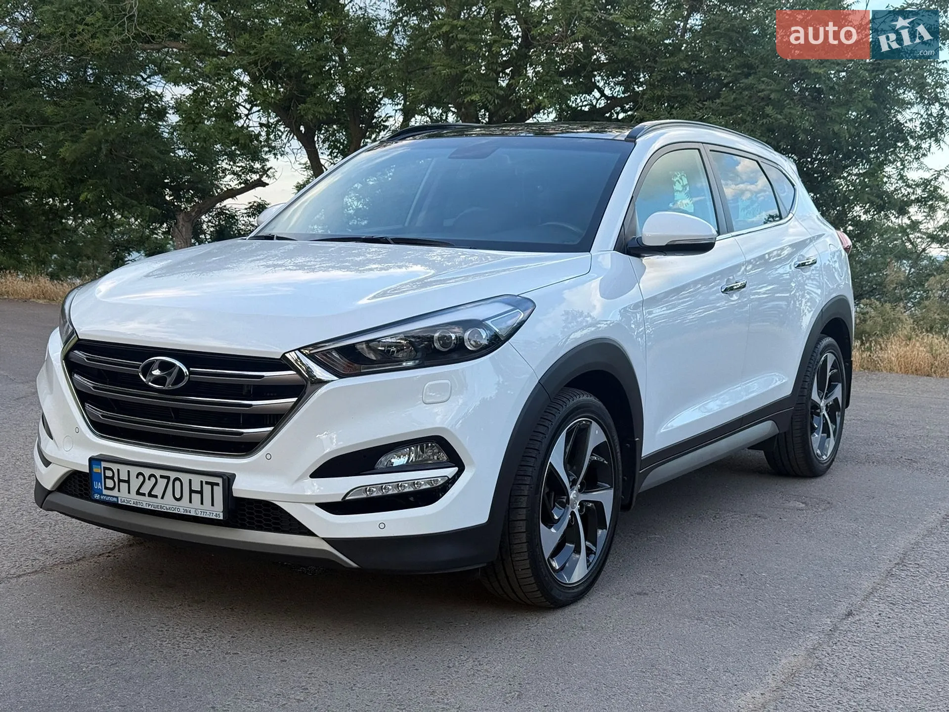 Hyundai Tucson 2017 VIN TMAJ381ADHJ393183 фото оголошення 2 з 68