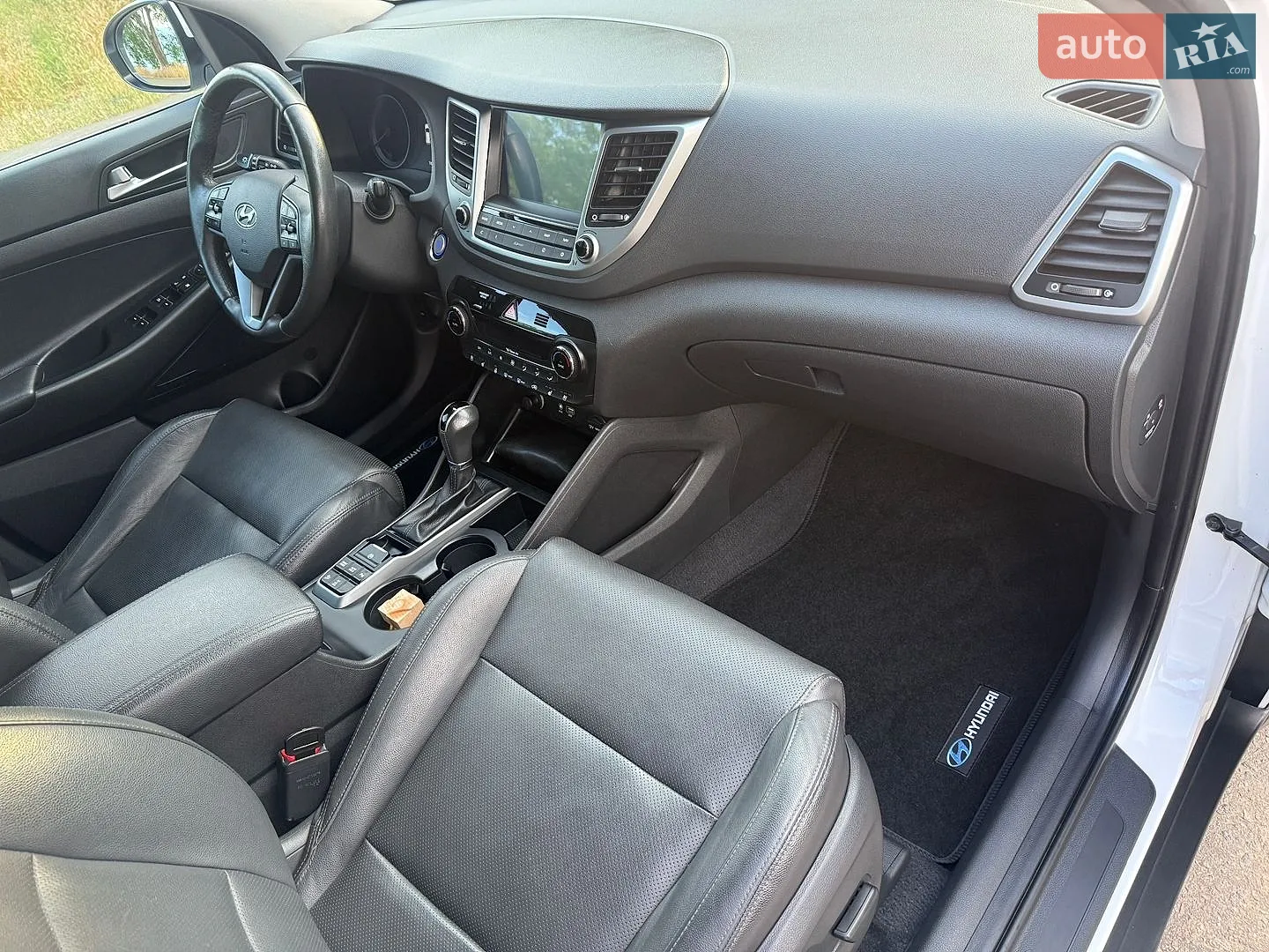 Hyundai Tucson 2017 VIN TMAJ381ADHJ393183 фото оголошення 23 з 68
