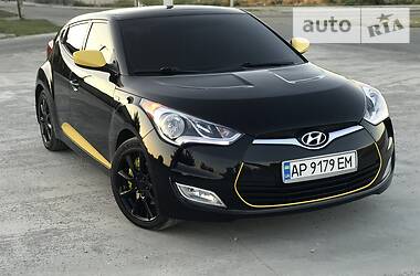 Hyundai Veloster  2011