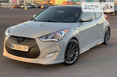 Hyundai Veloster  2012