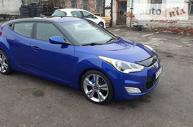 Hyundai Veloster  2012