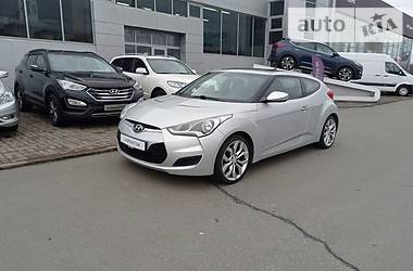 Hyundai Veloster  2011