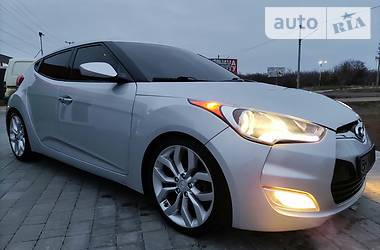 Hyundai Veloster  2013