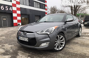 Hyundai Veloster  2012