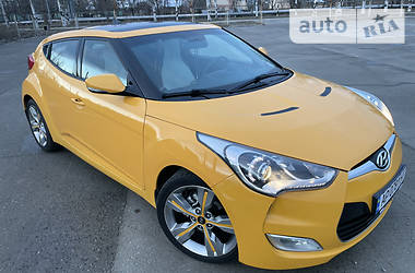 Hyundai Veloster  2012