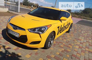 Hyundai Veloster  2013