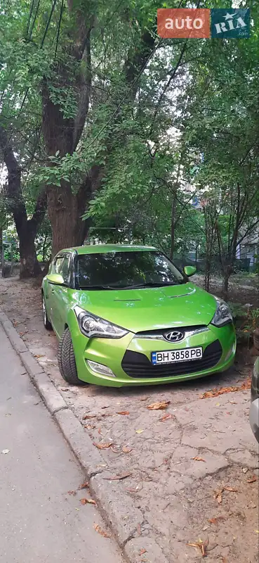 Hyundai Veloster