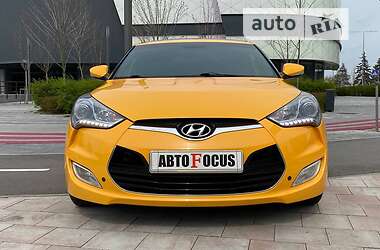 Hyundai Veloster  2012