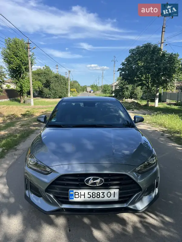 Hyundai Veloster