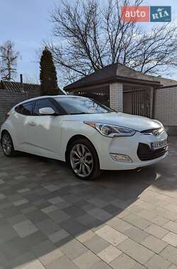 Hyundai Veloster  2013