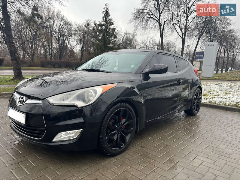 Hyundai Veloster