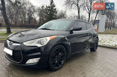 Hyundai Veloster  2012