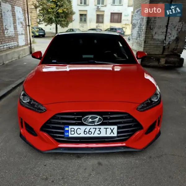Hyundai Veloster