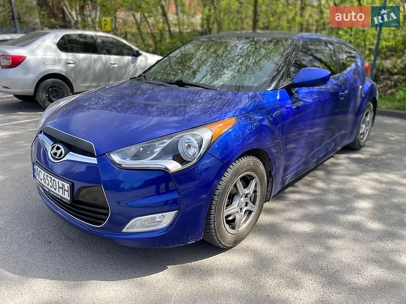 Hyundai Veloster