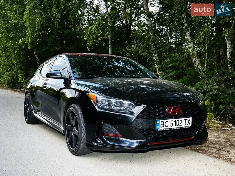 Hyundai Veloster