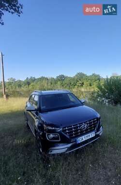 Hyundai Venue 2021