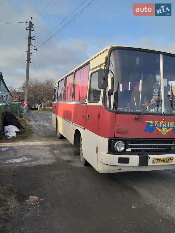 Приміський автобус Ikarus 211 1988 в Старокостянтинові