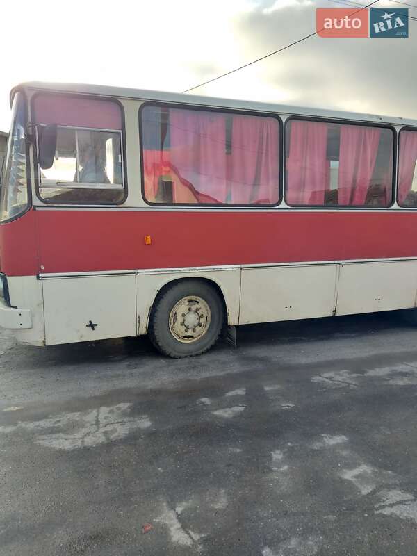 Приміський автобус Ikarus 211 1988 в Старокостянтинові