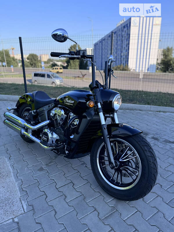 Мотоцикл Круізер Indian Scout