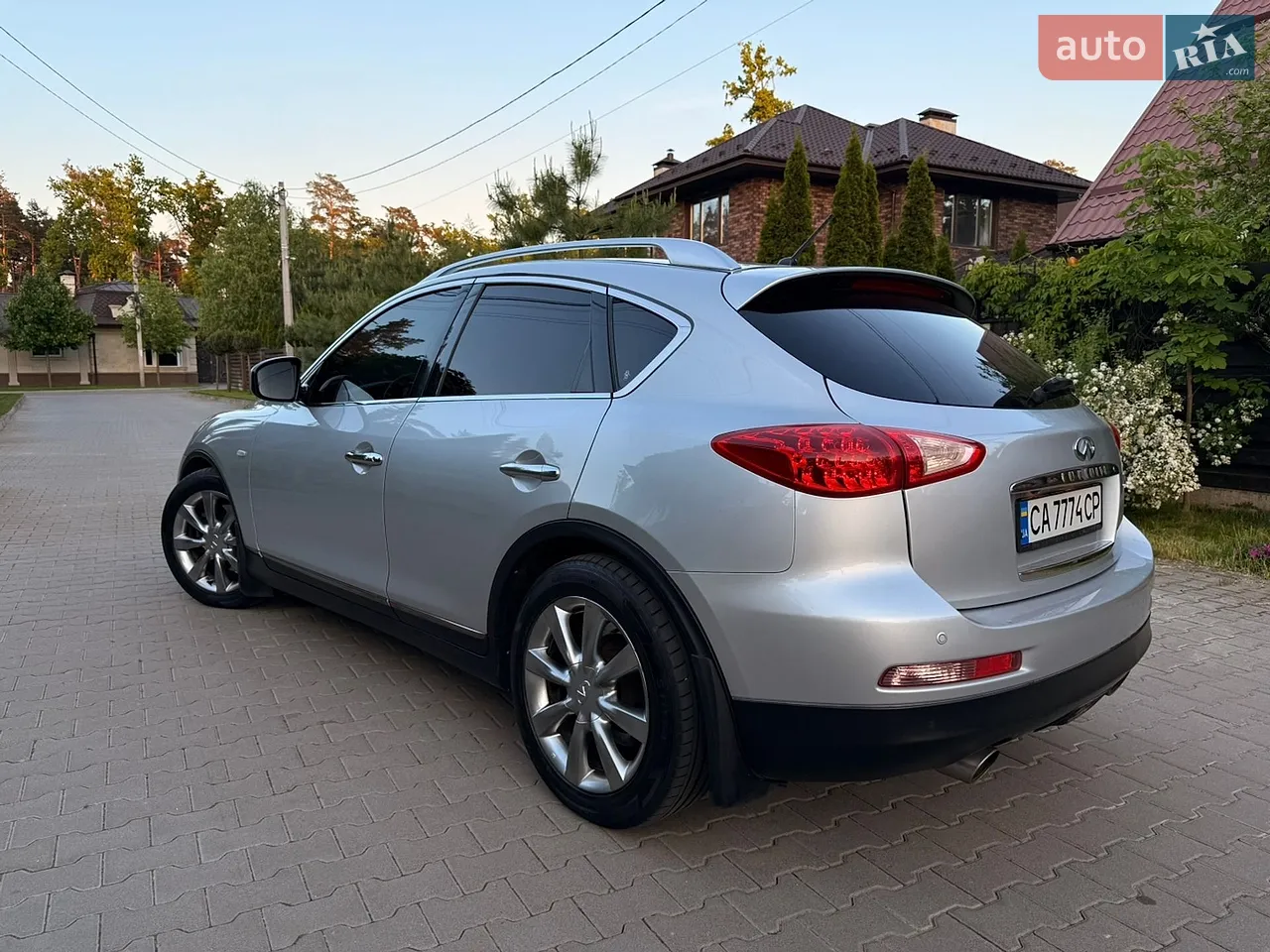 2010 Infiniti EX - мініатюра 3