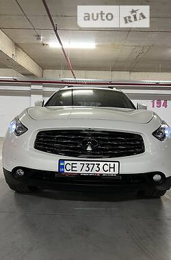 Infiniti FX 30  2011