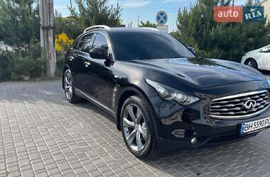 Infiniti FX 30  2011