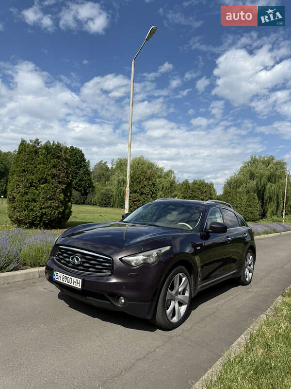 Внедорожник / Кроссовер Infiniti FX 30