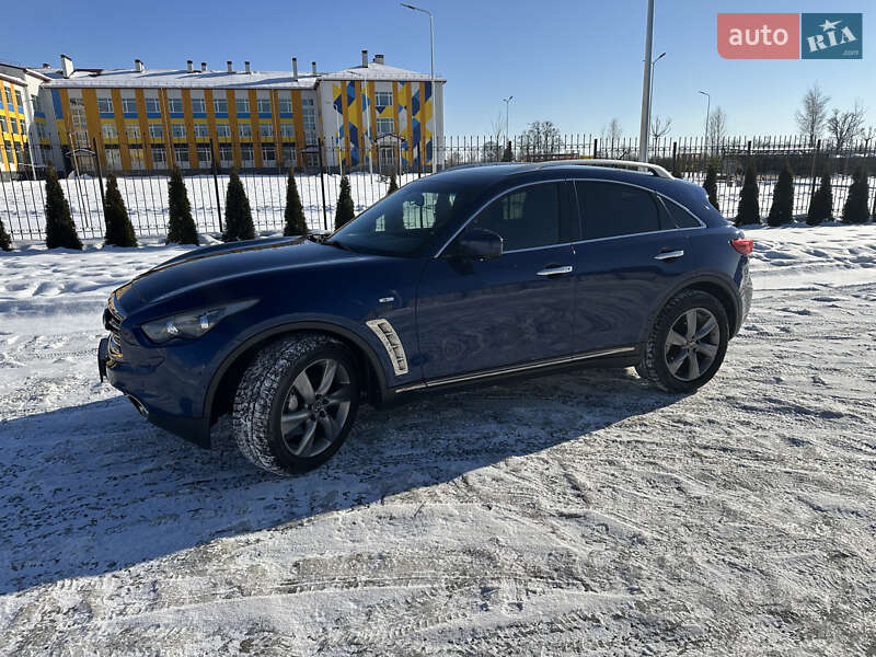 Infiniti FX 30