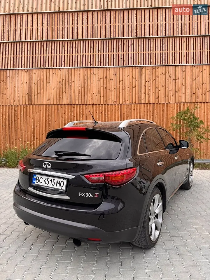 2010 Infiniti FX - мініатюра 3