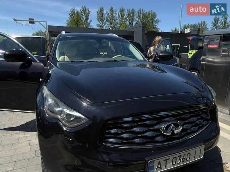 Infiniti FX 30