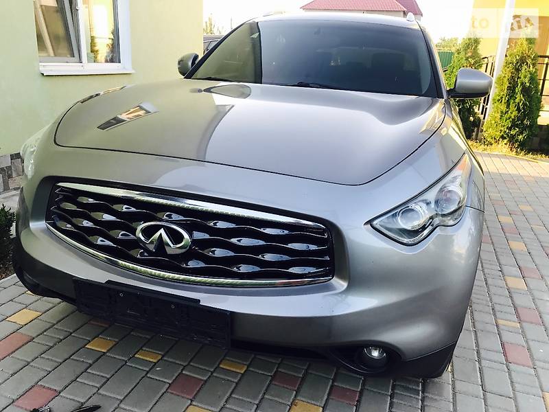 Infiniti FX 2009 года