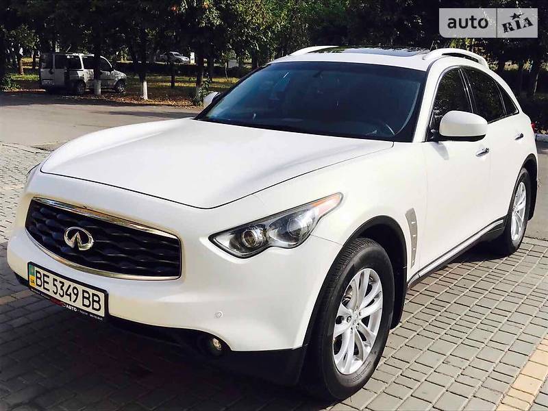 Infiniti FX 2009 года