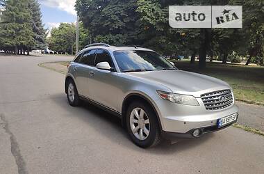 Infiniti FX 35  2005