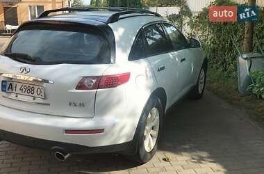 Infiniti FX 35  2005