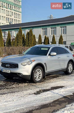 Infiniti FX 35  2009