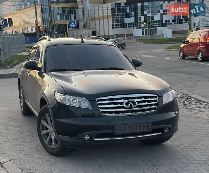 Infiniti FX 35