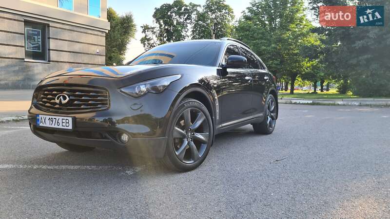 Infiniti FX 35