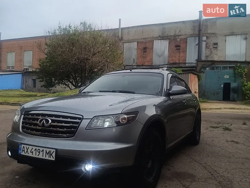 Infiniti FX 35 2003