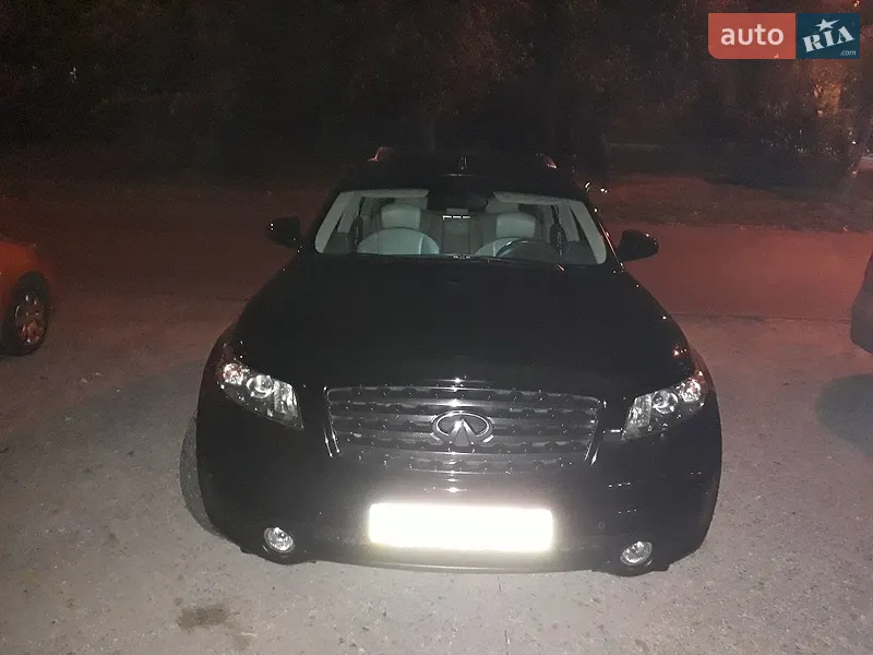 Infiniti FX 35