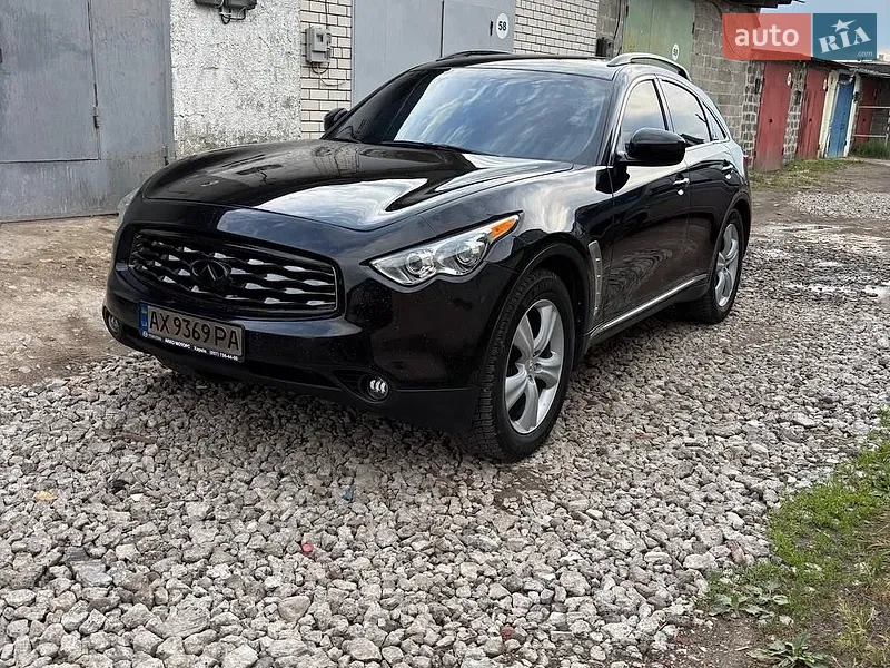 Infiniti FX 35