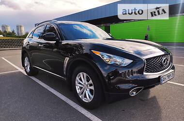 Infiniti FX 37  2012