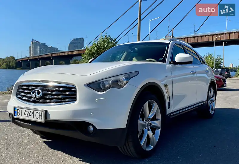 Infiniti FX 37 2010