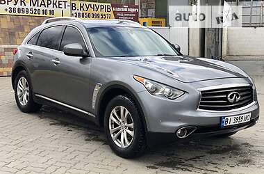 Infiniti FX 37  2012