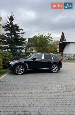 Infiniti FX 37  2012