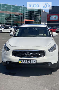 Infiniti FX 37  2010