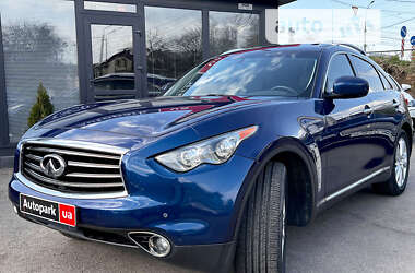 Infiniti FX 37  2011