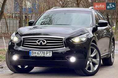 Infiniti FX 37  2012